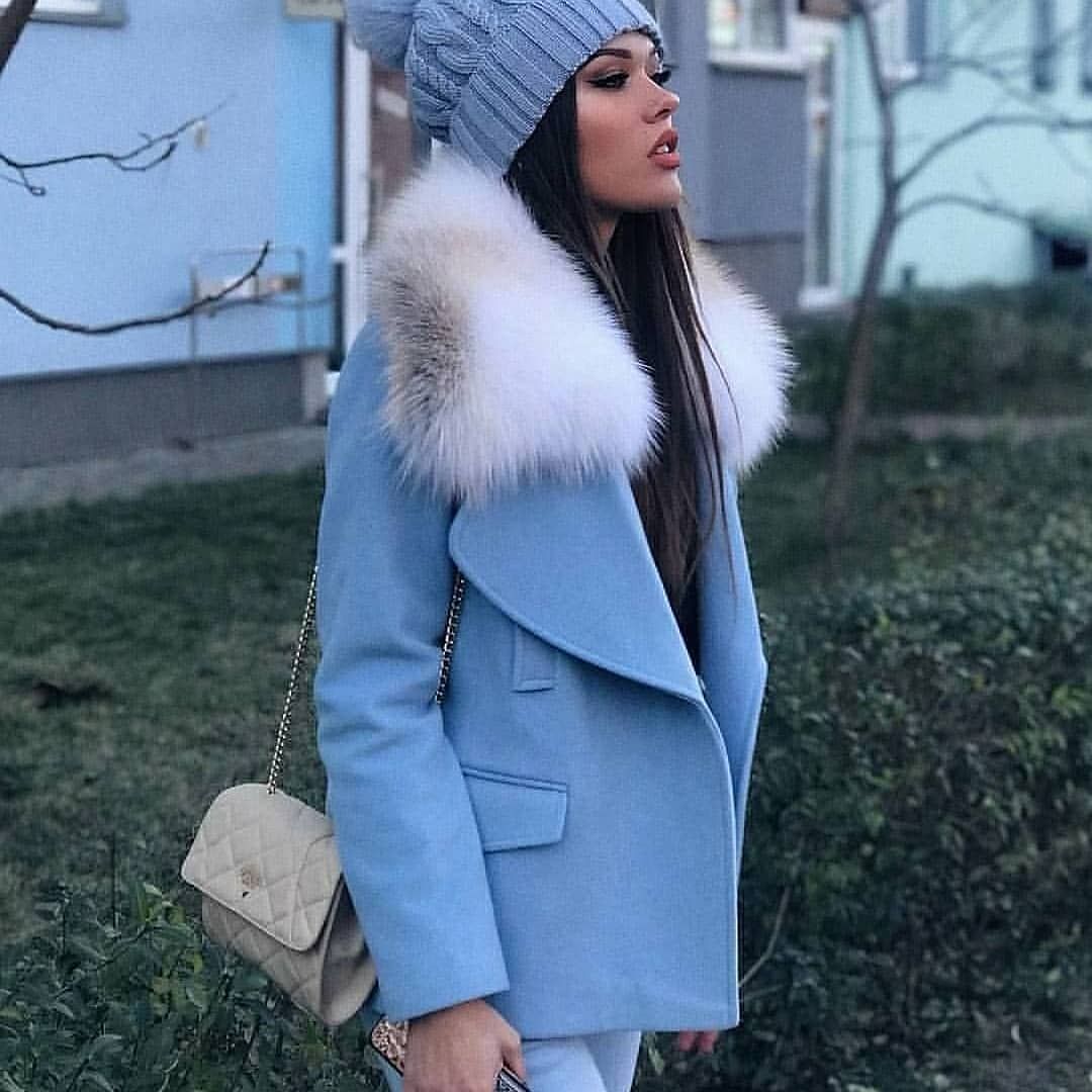 Модное цветное женское пальто для зимы